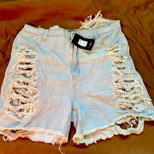 FashionNova - Going to Extremes Bermuda Blue Jean Cut Offs Size 3X